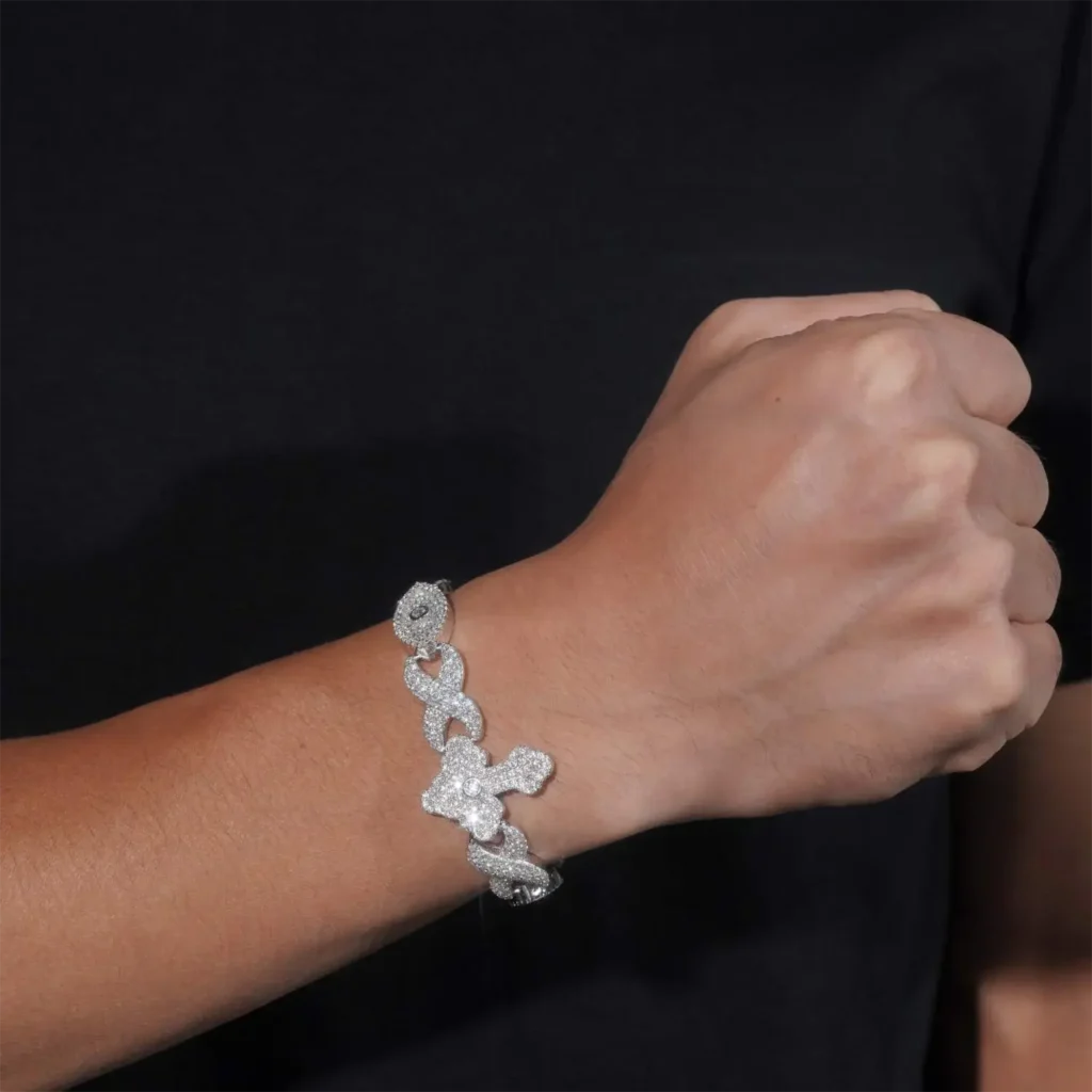 Juicx 15MM Moissanite Cross Eye Infinity Link Bracelet