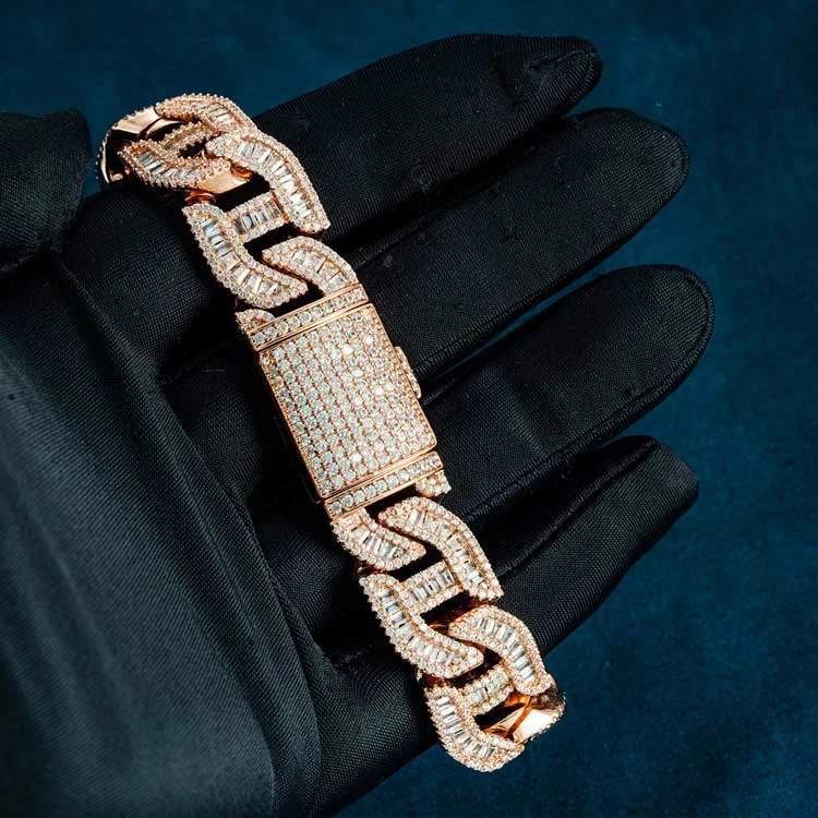 Juicx 15MM Moissanite Mariner Link Bracelet 14K Gold