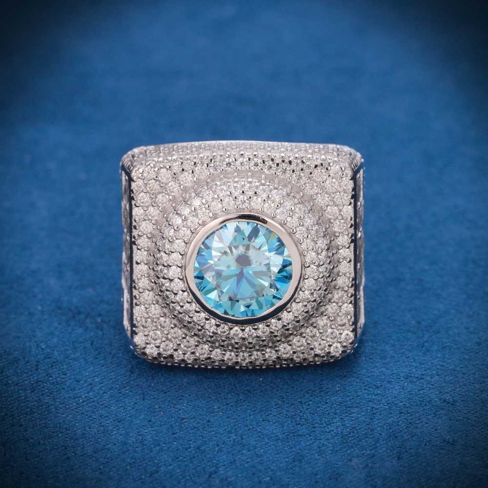Juicx Blue Moissanite Signet Ring 14K White Gold