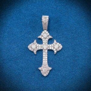 Juicx Moissanite Fleur Cross Pendant 14K Gold