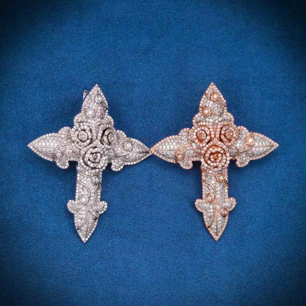 Juicx Moissanite Flower Cross Pendant 14K Gold