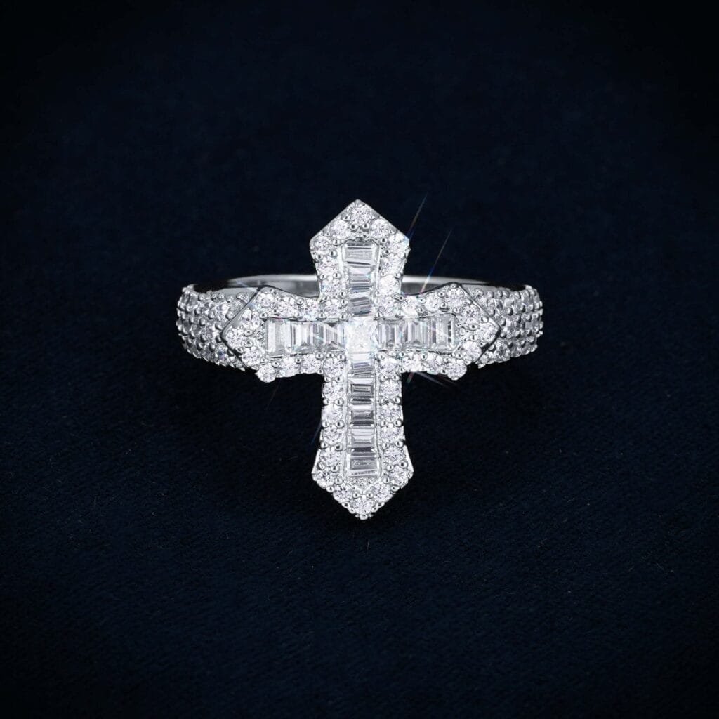 Juicx VVS Gothic Cross Ring 14K Gold