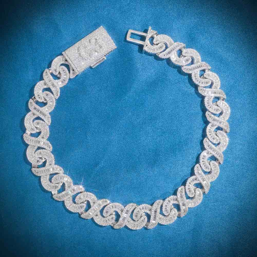 Juicx CUSTOM CLASP 20MM Moissanite Baguette Infinity Link Bracelet 14K Gold