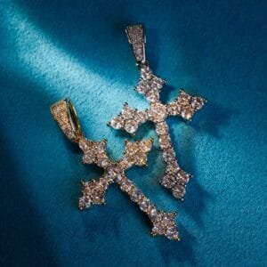 Juicx Moissanite Budded Cross Pendant 14K Gold