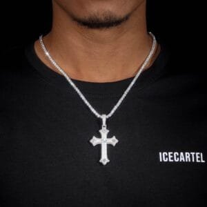 Juicx Moissanite Cross Pendant 14K Gold
