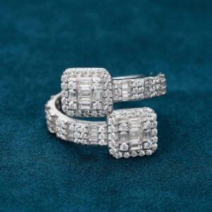 Juicx Moissanite Split Shank Baguette Ring 14K Gold