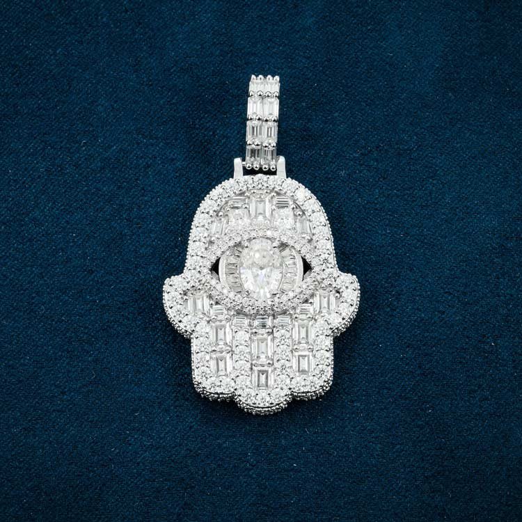 Juicx Moissanite Baguette Hamsa Hand Pendant 14K Gold